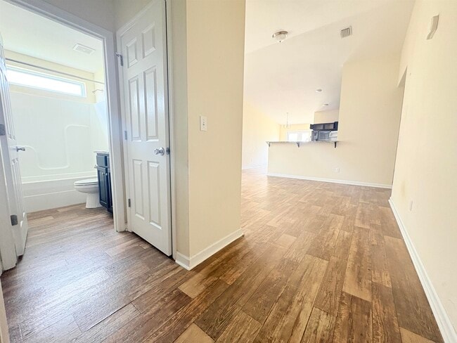 Photo - 6529 Rivers Bank Way