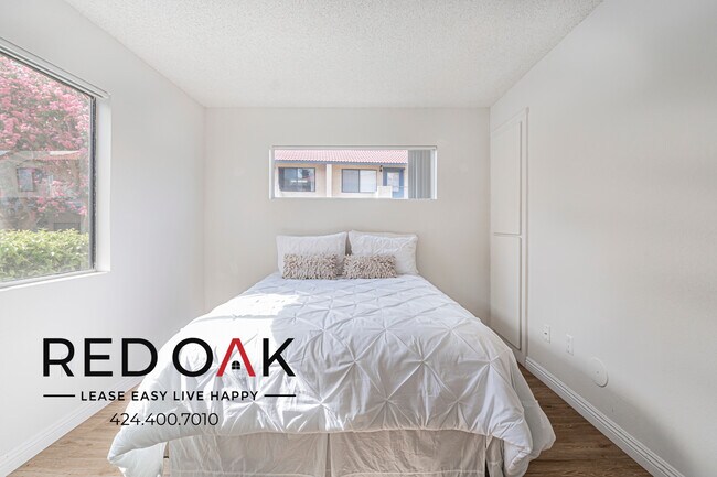 Photo - 6601 Victoria Ave Unit 435