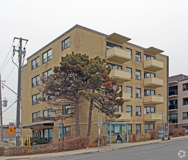 Photo - 1140 Kingston Rd