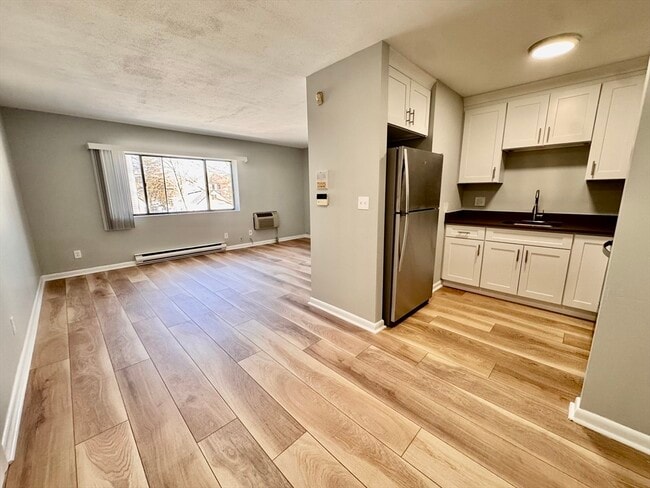 Photo - 837 River St Unit 12