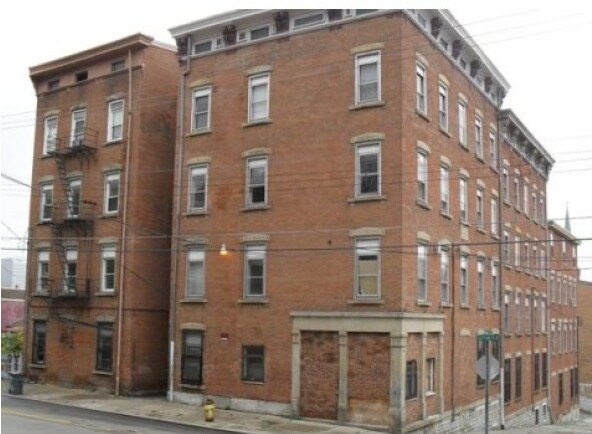 103 E Clifton Ave - 103 E Clifton Ave Apartments