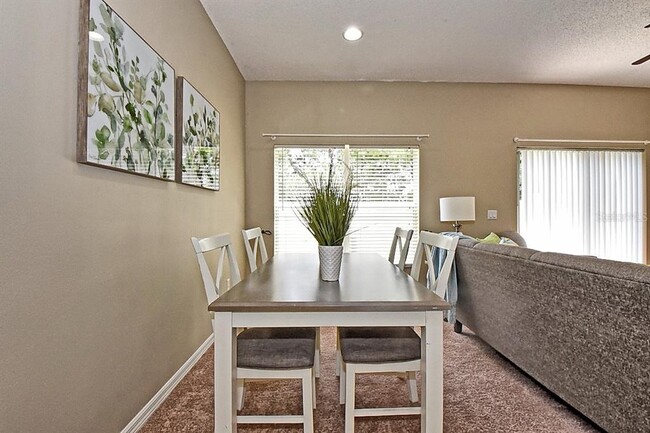 Photo - 2445 Harleyford Pl