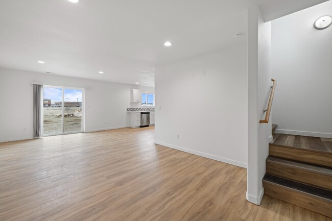 Photo - 2637 W Marina Dr