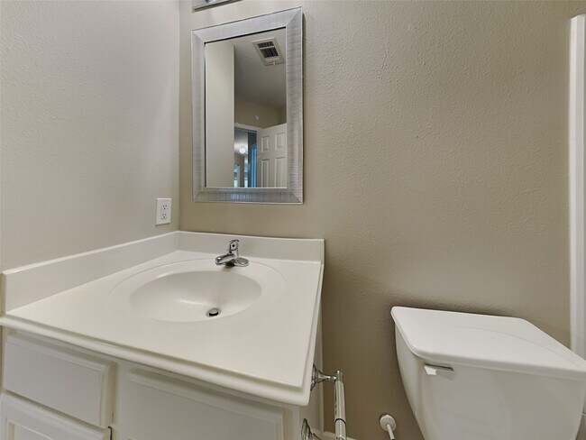 Photo - 28906 Rio Grande River Dr