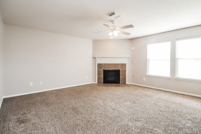Photo - 1810 Skipwood Dr