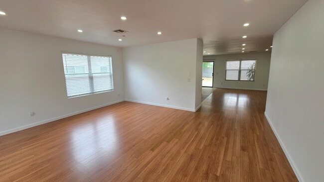 Photo - 15537 W Gelding Dr