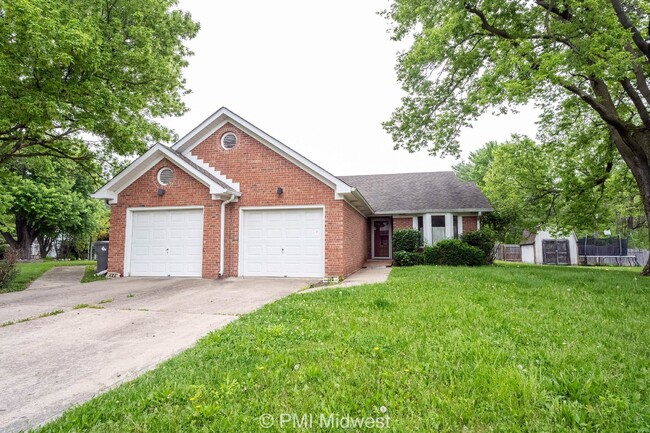 Charming 2 Bed, 2 Bath Indianapolis Rental... - Charming 2 Bed, 2 Bath Indianapolis Rental...