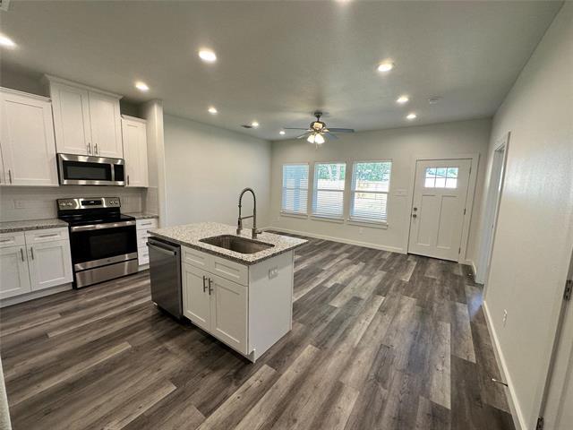 Photo - 1005 Dubois St