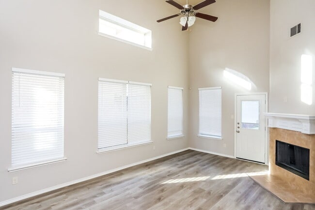 Photo - 313 Haywood Cir