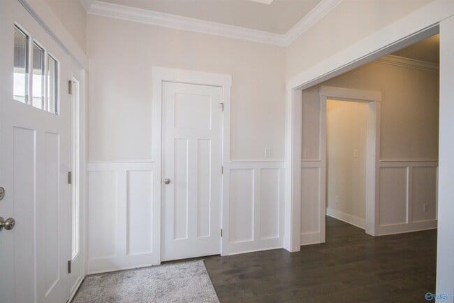 Photo - 100 Bartram Wy.