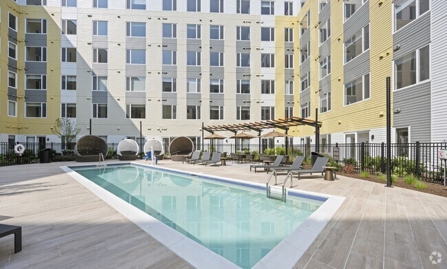 Pool Deck - Mason Rental