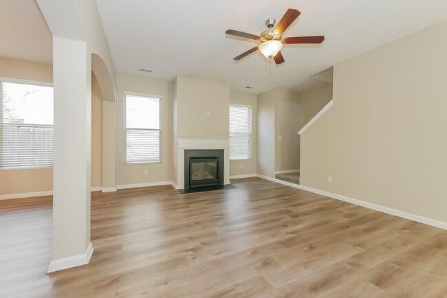 Photo - 1817 Crandon Ct