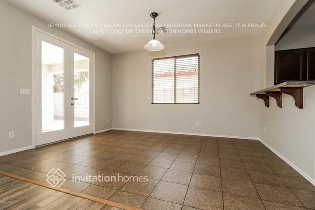 Photo - 17601 W Lilac St