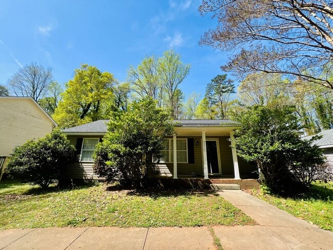 Building Photo - 3314 Amay James Ave
