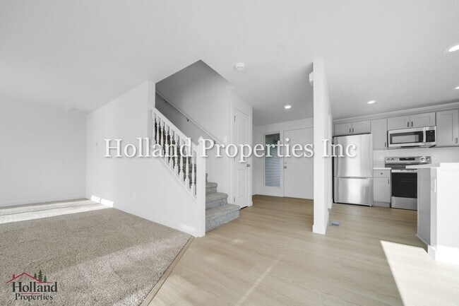 Photo - 9059 SW Sagert St