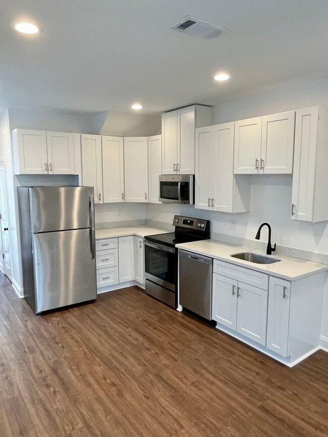 Photo - Newly Renovated 2BD/2.5BA with covered Driveway and Backyard