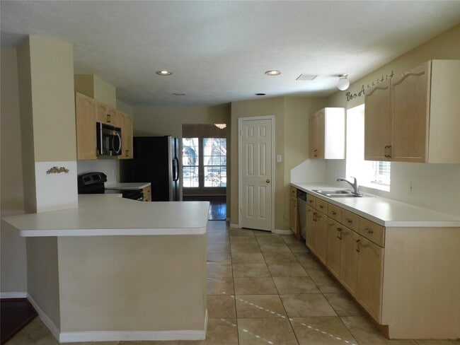 Photo - 122 High Meadows Dr