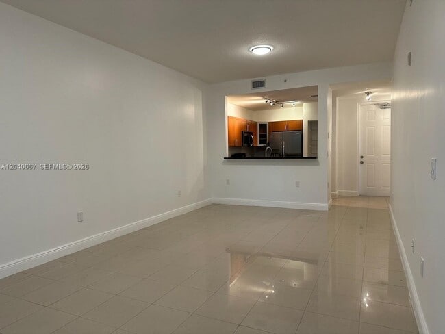 Photo - 652 NE 63rd St Unit 102