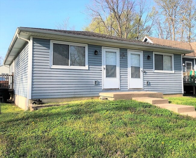 Photo - 536 Buttinger Pl Unit B