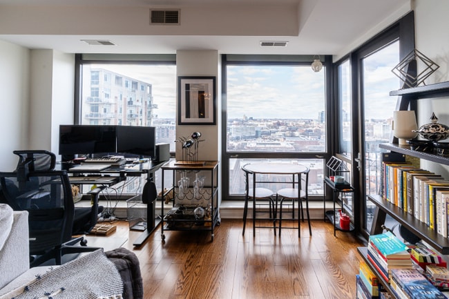 Photo - 1212 N Wells St Unit 1406