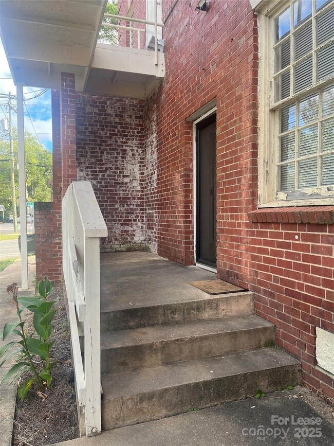 Photo - 203 W Liberty St Unit 1W