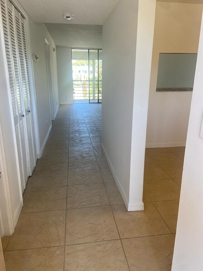 Photo - 4820 Lucerne Lakes Blvd W Unit 205
