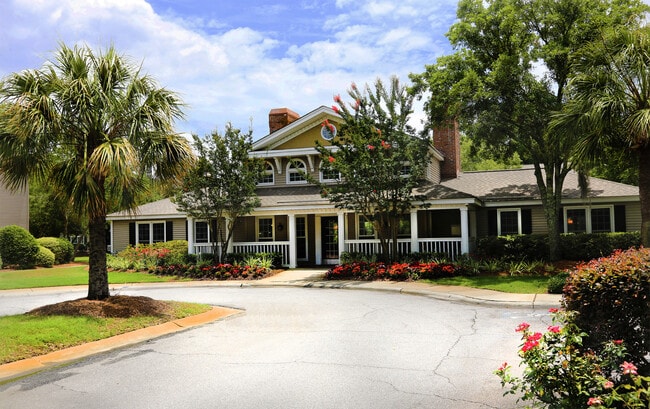 Georgetown Oaks