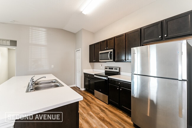 Photo - 108 NW 26th St