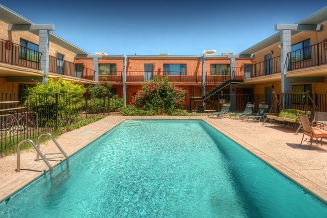 University Fremont Apartments - University Fremont Apartments