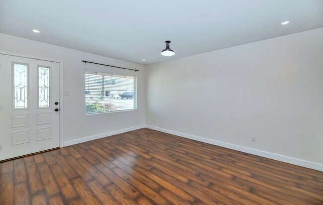 Photo - 2501 E Highland Ave