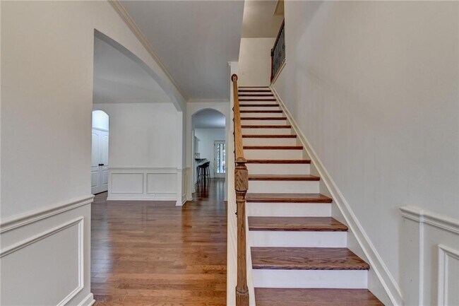 Photo - 5013 Groover Dr