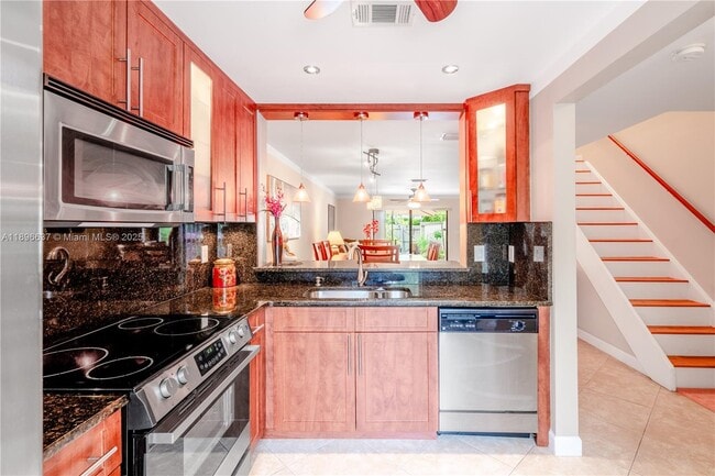 Photo - 3024 S Oakland Forest Dr Unit 3101