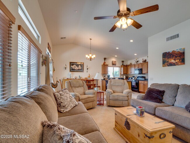 Photo - 61736 E Oakwood Dr