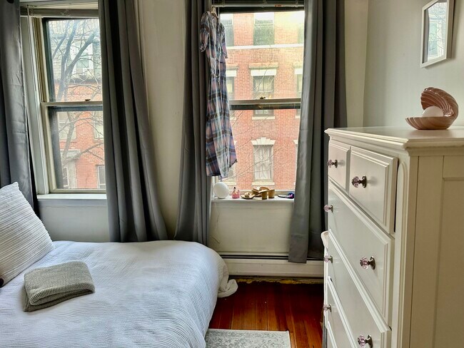 Photo - 17 Irving St Unit 9