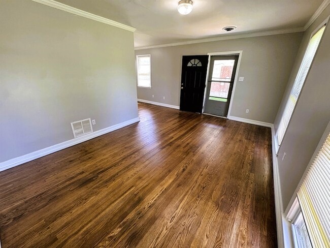 4100 Vaughn Rd