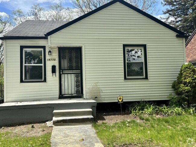 Building Photo - 18775 Grandville Ave Rental