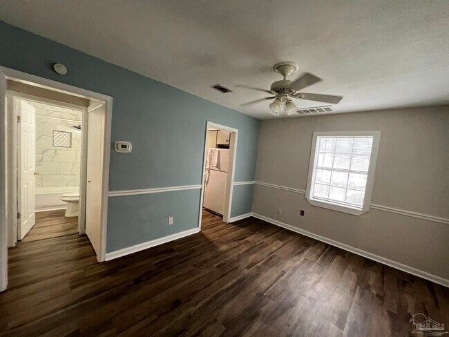 Photo - 45 W Carver Dr