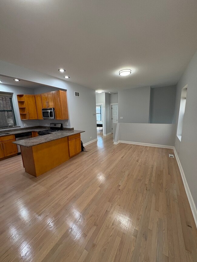 Photo - Greenwood Apartments