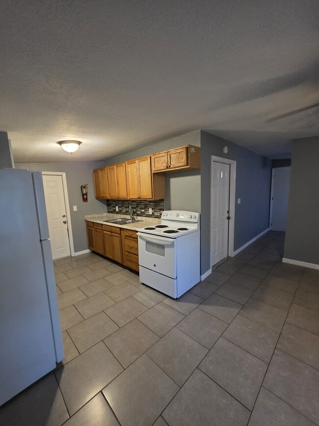 Photo - 1328 37th St NW