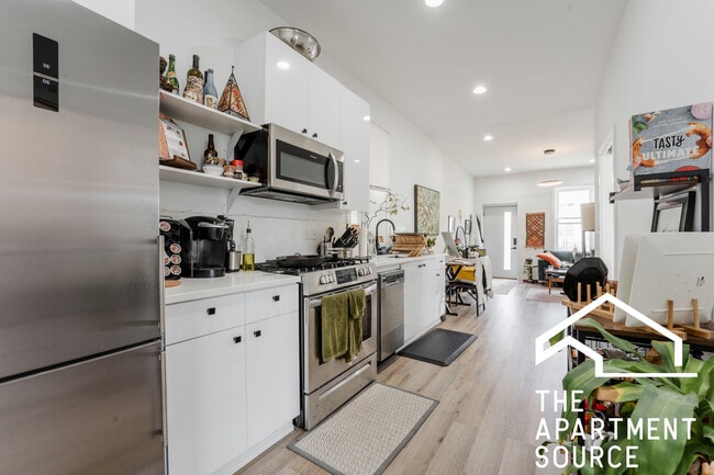 Photo - 710 N Elizabeth St Apartment Unit 3f
