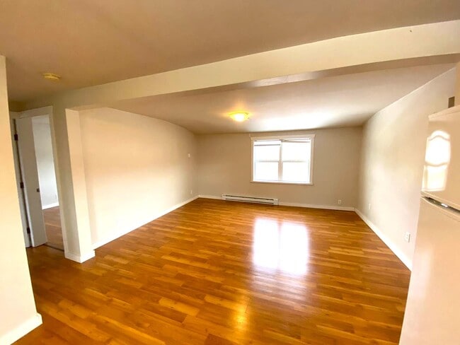Photo - 4739 Davis Ave