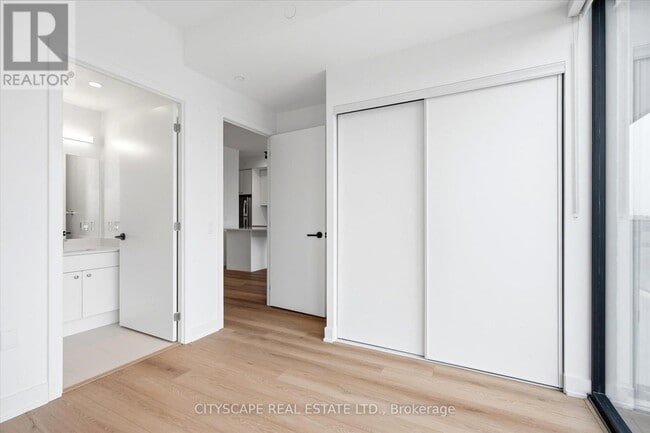 Photo - 758 Dovercourt Rd Unit 701