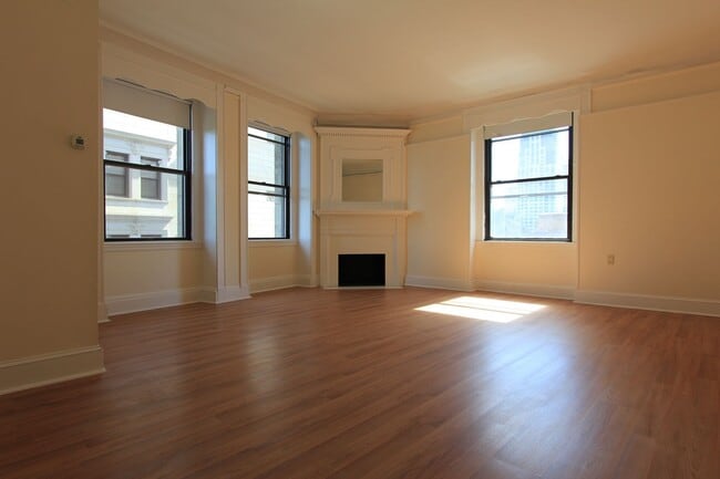 Photo - 62 on the Park