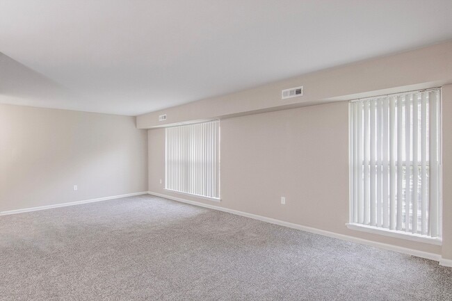 Photo - Whisperwood Apartments