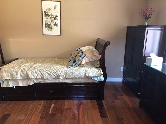 Photo - 923 6th St Unit Hermosa House for rent