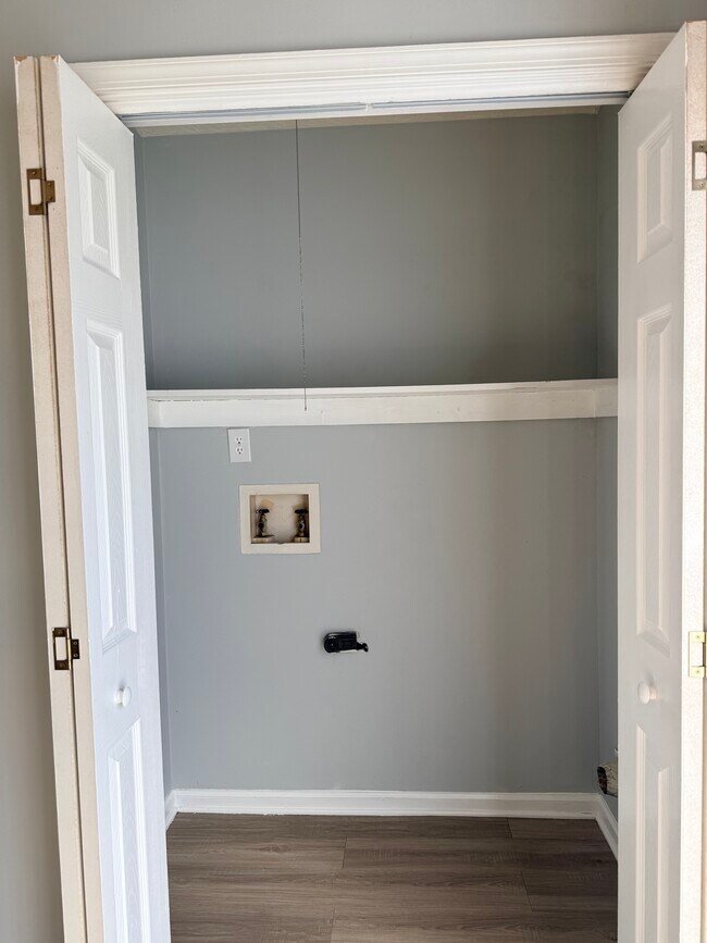 Photo - 24 Duiguid Dr