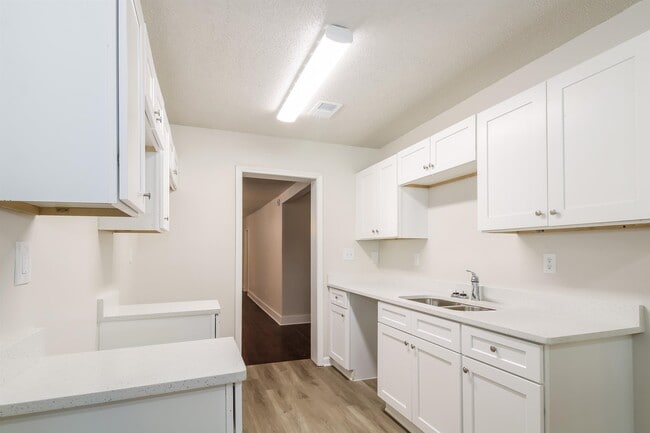 Photo - 4014 Stowe St