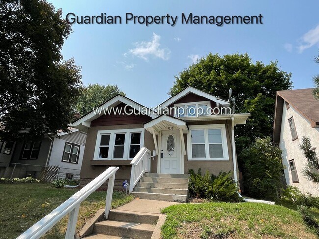 South Minneapolis Single Family Home, Fenc... - South Minneapolis Single Family Home, Fenc...