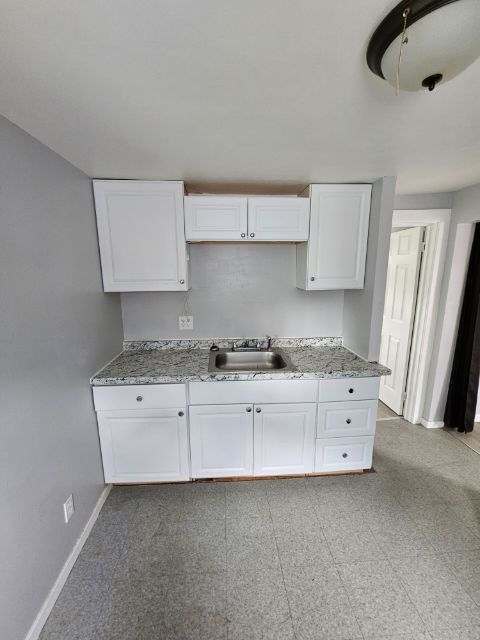 Photo - 32 N Lyon St Apartments Unit Upper
