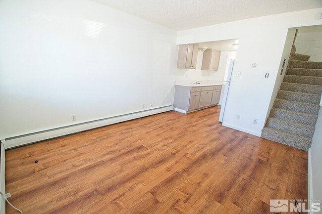 Photo - 511 Country Village Dr Unidad 10